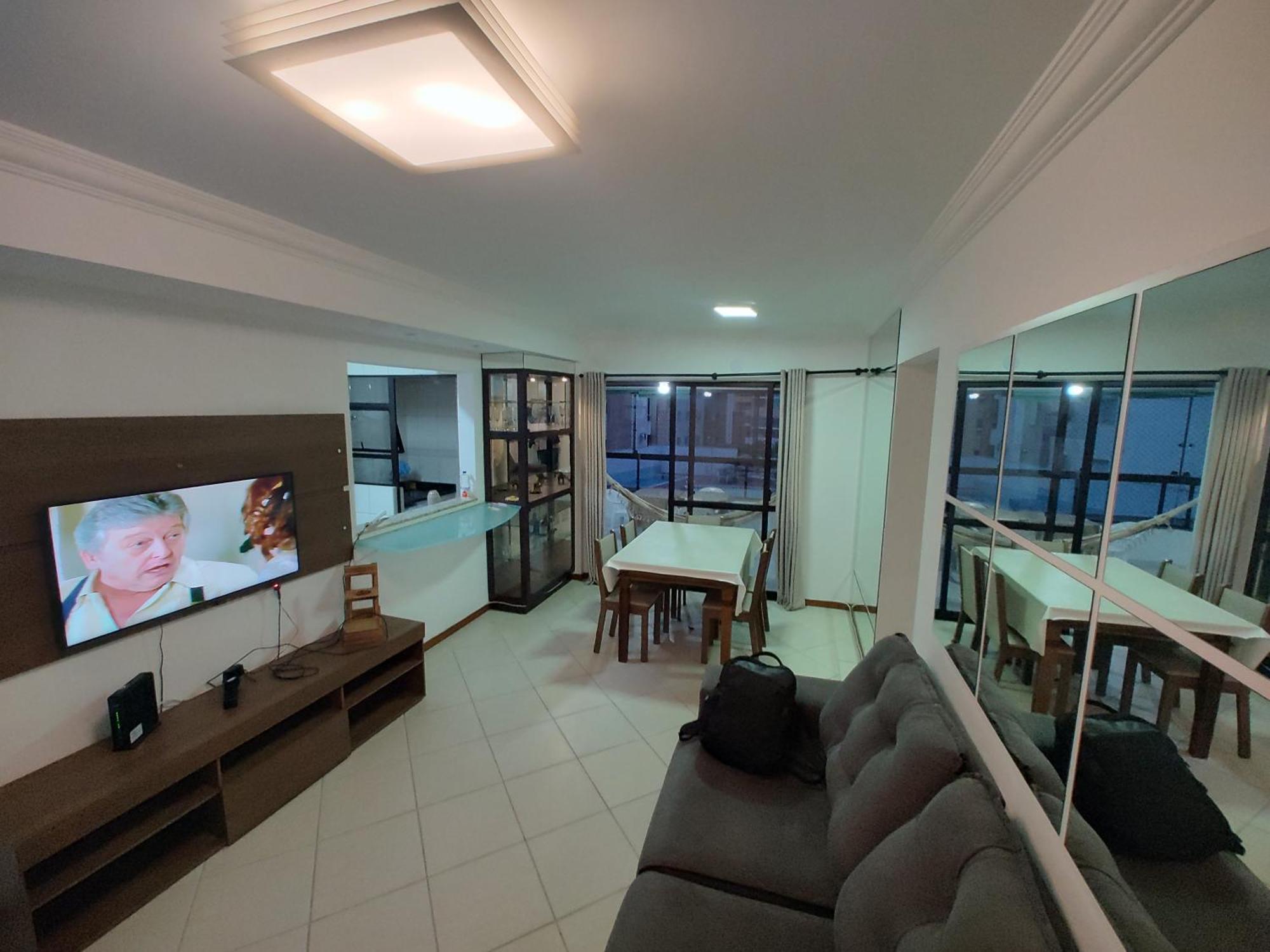 Apartamento Otima Localizacao! Wi-fi Qtos Climatizados, 1 Vaga *